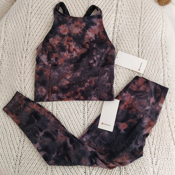 lululemon athletica Tops - LULULEMON Crop Tank & Align HR Pant 25"